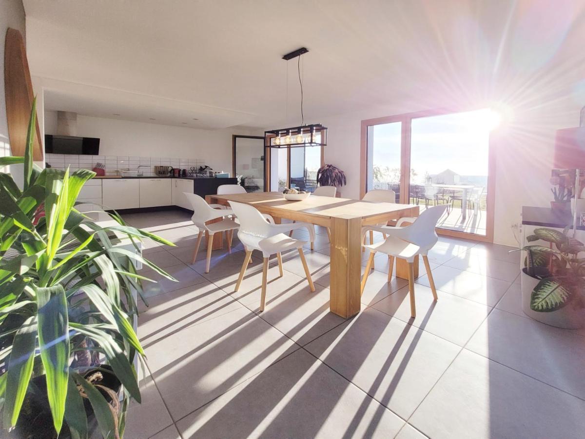 Montreux Holiday Home Екстериор снимка