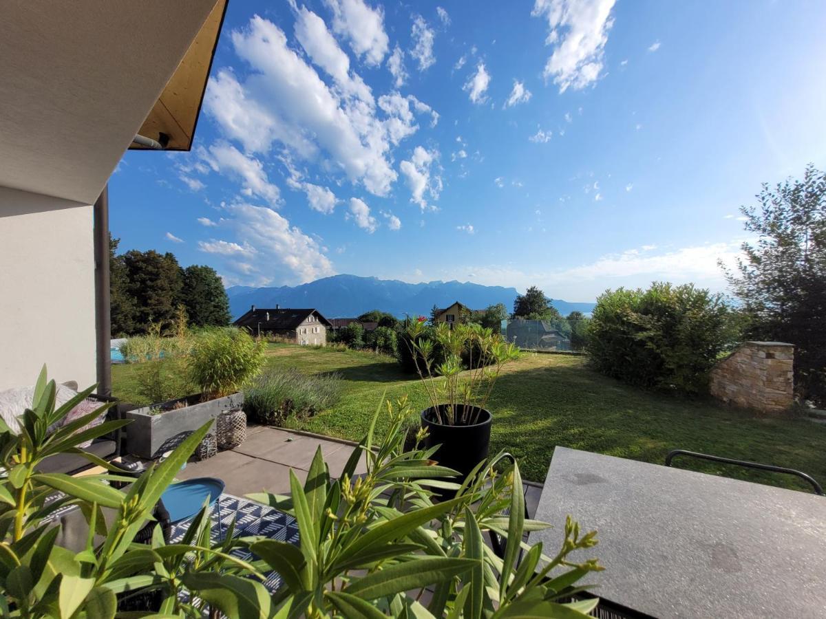 Montreux Holiday Home Екстериор снимка