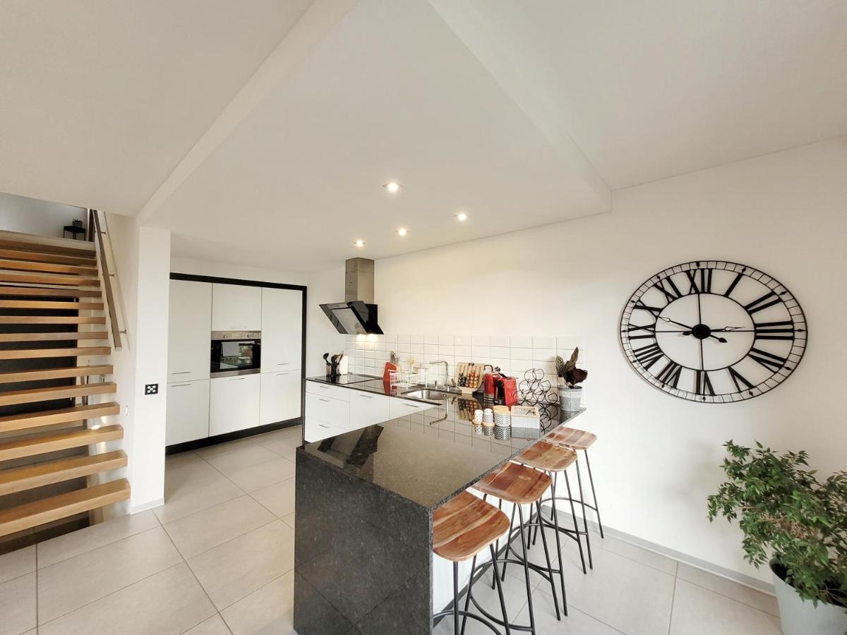 Montreux Holiday Home Екстериор снимка