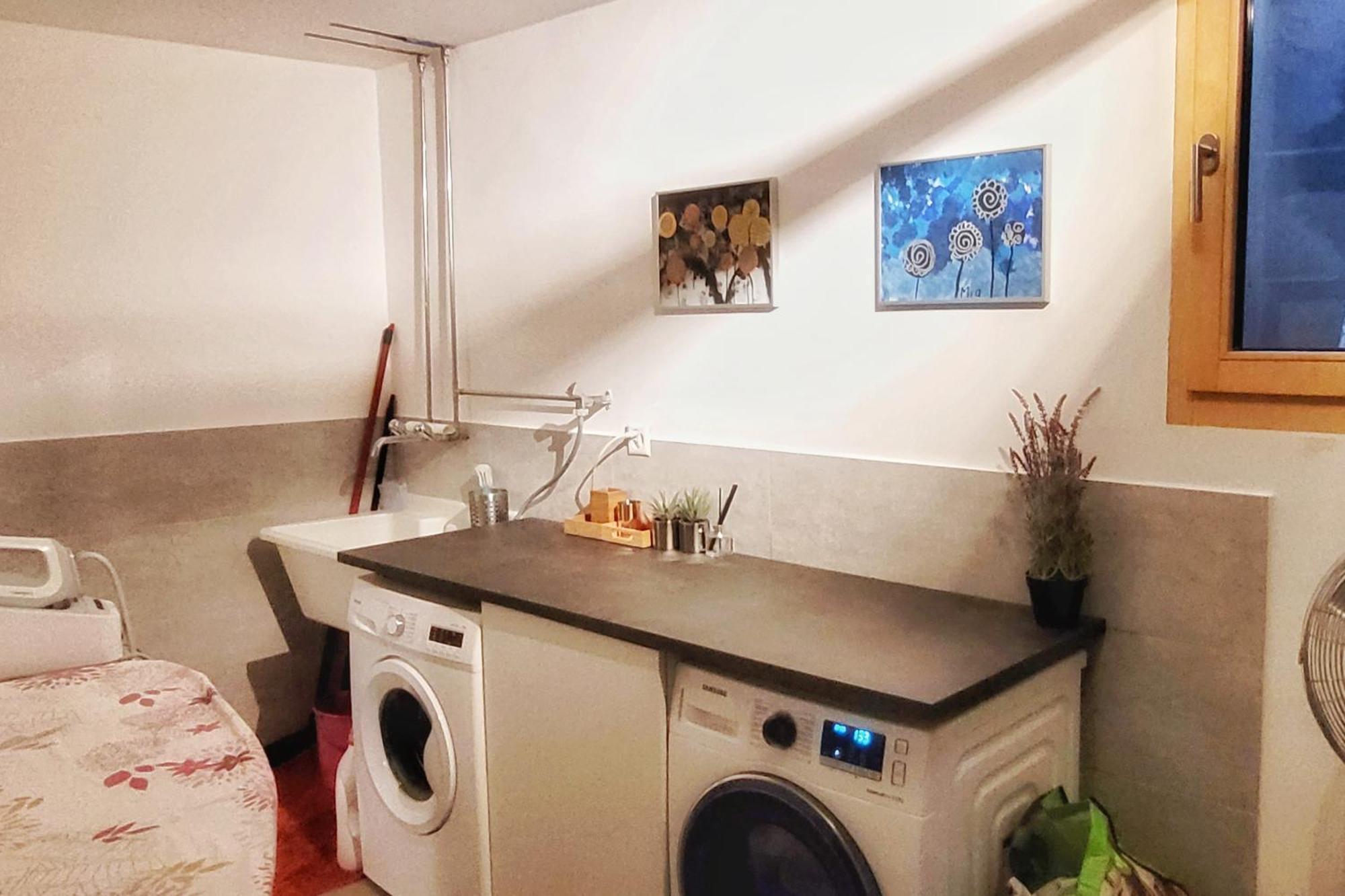 Montreux Holiday Home Екстериор снимка
