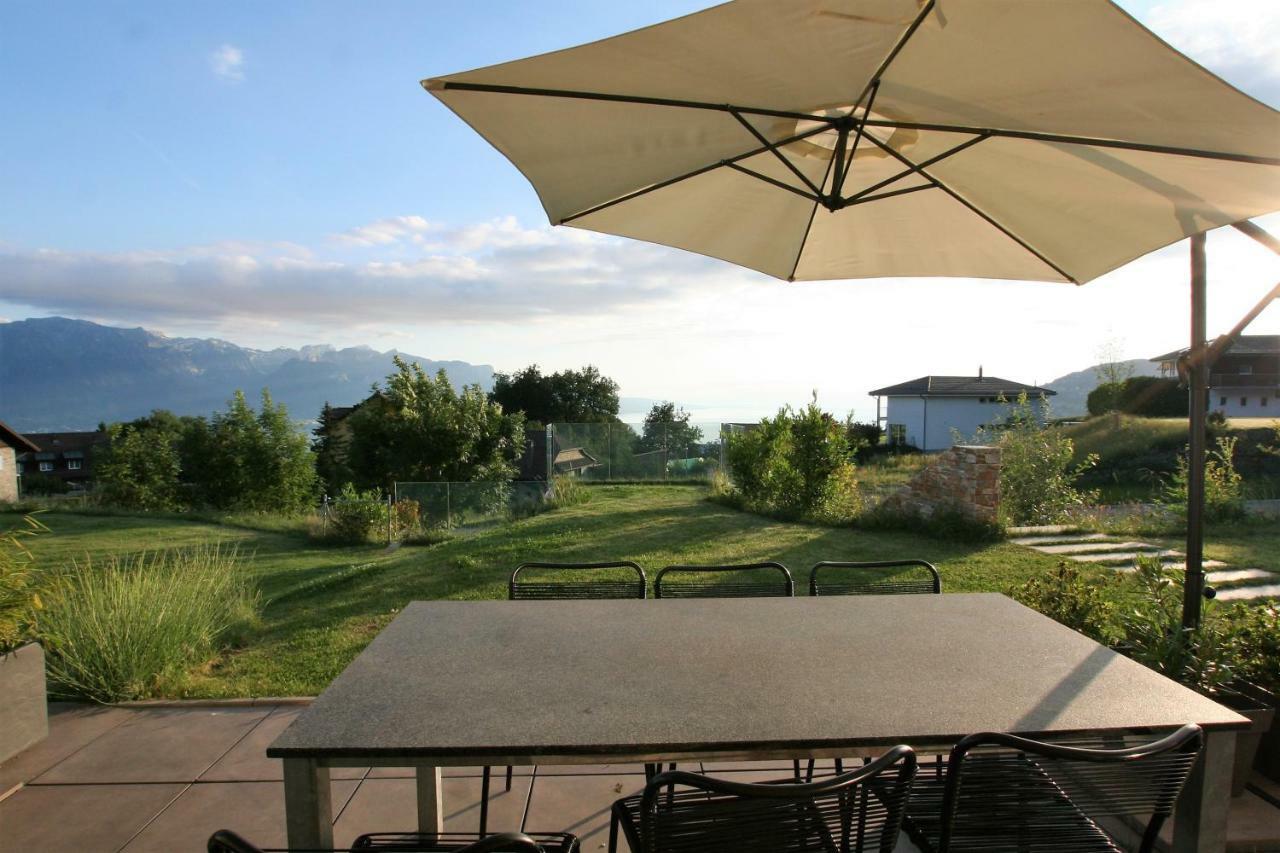 Montreux Holiday Home Екстериор снимка